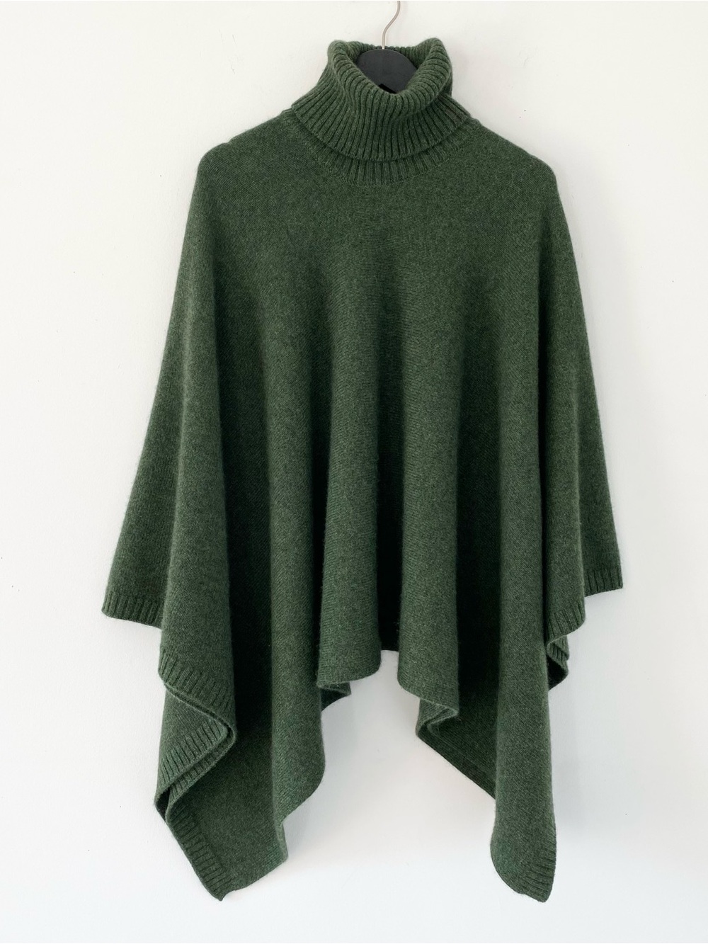 Linnea Lund 100% Cashmere Angela Poncho - Picture 4 of 13